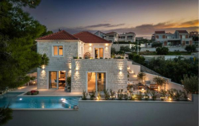 4 Bedroom Awesome Home In Brac
